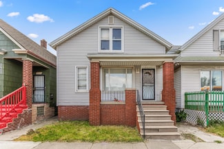 9213 Conant St, HamtraMcK, MI 48212