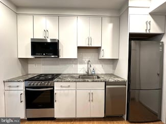 922 N Cleveland St Unit B, Arlington, VA 22201