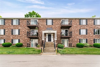 6013 Patrick Henry Dr, Aliquippa, PA 15001