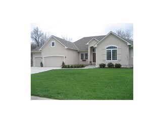 401 E 126th St, Kansas City, MO 64145
