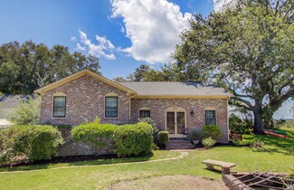 215 King St, Mount Pleasant, SC 29464