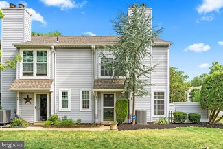 83 Avon Ln Unit 8C, New Hope, PA 18938