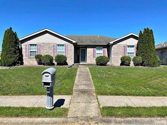 12728 Rolling Meadows Dr, Evansville, IN 47725
