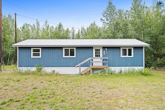 2334 Gunner Ln, Fairbanks, AK 99712