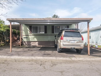 21100 NE Sandy Blvd Unit 77, Fairview, OR 97024