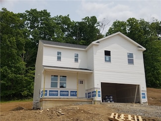 240 Crabapple Ln, Beaver Falls, PA 15010