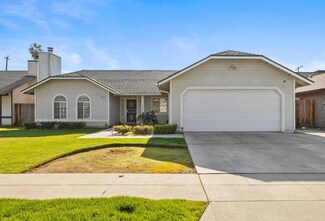 1049 W Minarets Ave, Fresno, CA 93650