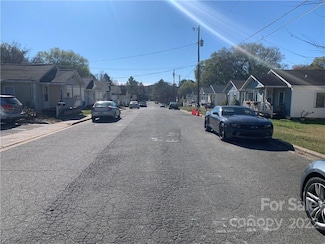 450 Davis St, Albemarle, NC 28001