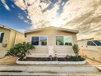 12062 W Edinger Ave Unit 46, Santa Ana, CA 92704