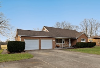 4824 Stalnaker Dr, North Canton, OH 44720