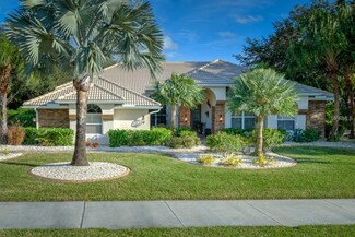 7791 Alister MacKenzie Dr, Sarasota, FL 34240