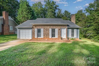 8721 Mission Hills Rd, Charlotte, NC 28227