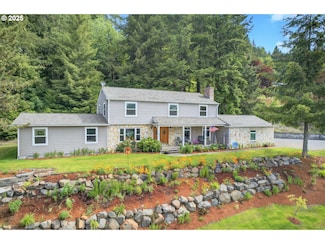 950 Shasta Way, Clatskanie, OR 97016