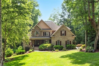 7821 Charles Place Dr, Kernersville, NC 27284