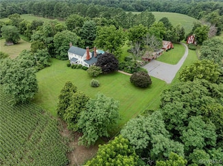 23390 Mt Cloud Rd, Bowling Green, VA 22427