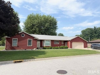 58 W Welkum Ln, Rossville, IN 46065
