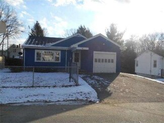 18 Gannett St, Brockton, MA 02302