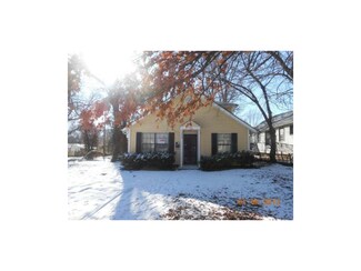 3203 E 73rd St, Kansas City, MO 64132