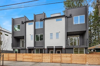 18015 2nd Ave NE Unit B, Shoreline, WA 98155