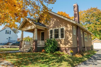 105 Revere St, Portland, ME 04103