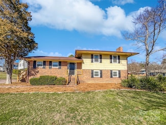 1006 Wilson Blvd, Dallas, NC 28034