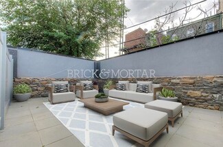 129 Kingsland Ave Unit 2R, New York City, NY 11222