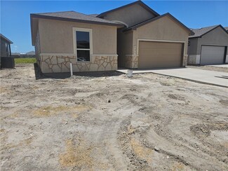 131 Bismarck Palm Cir, Portland, TX 78374