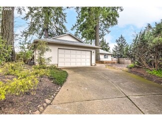 1870 NE Lincoln St, Hillsboro, OR 97124