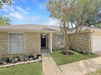 4907 Brownfields Ct, Houston, TX 77066