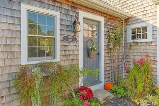 188 Rock Harbor Rd, Orleans, MA 02653