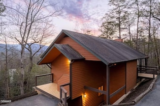 1021 Fox Tail Trail, Gatlinburg, TN 37738