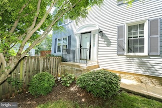 769 Cherry Tree Ln, Warrenton, VA 20186