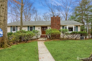 1608 Miriam Dr, North Brunswick, NJ 08902
