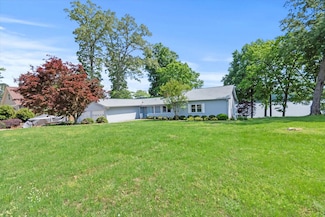 17900 Lakeside Estates Rd, Athens, AL 35614