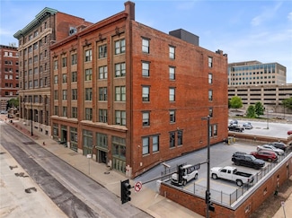 700 Broadway Blvd Unit 210, Kansas City, MO 64105