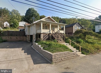 14924 Paradise St SW, Frostburg, MD 21532