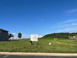 533 Manheim Ave, Saint Charles, MN 55972