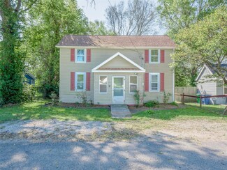 510 W Meramec St, Pacific, MO 63069