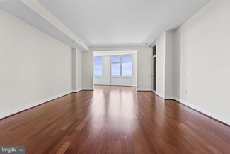 8220 Crestwood Heights Dr Unit 1701, McLean, VA 22102
