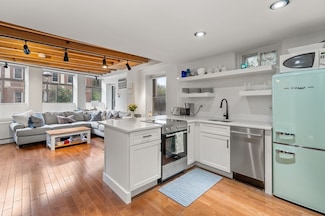 18 Main St Unit 1, Charlestown, MA 02129