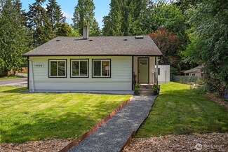 14058 20th Ave NE Unit A, Seattle, WA 98125