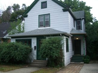 420 Lawn Ct, Waukegan, IL 60085