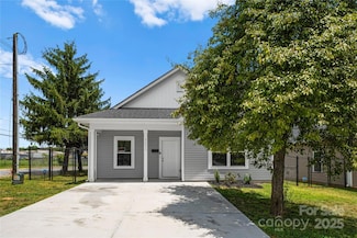 2205 Julia Ave, Charlotte, NC 28206