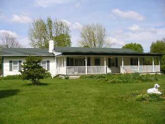238 Sycamore Ln SW, Pataskala, OH 43062