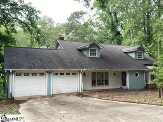 600 Kenilworth Dr, Greenville, SC 29615