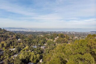 35 Knollcrest Rd, Hillsborough, CA 94010