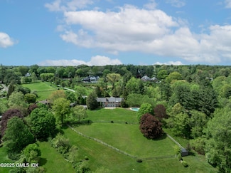 21 Aiken Rd, Greenwich, CT 06831