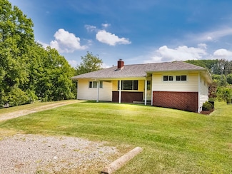 2488 Banks School Rd, Gibsonia, PA 15044