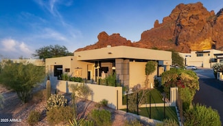 5905 N Echo Canyon Ln, Phoenix, AZ 85018