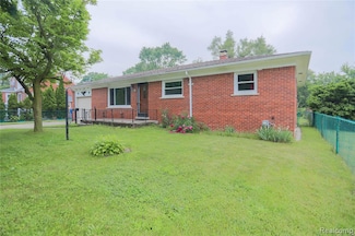 3581 Stolzenfeld Ave, Warren, MI 48091